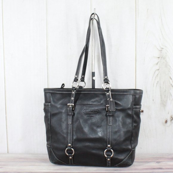 Coach Handbags - COACH Women's Black Leather Shoulder Handbag